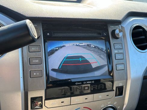 Used 2018 Toyota Tundra SR5 image 11