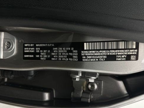 Used 2018 Maserati Levante GranLusso image 33