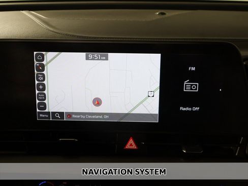 Used 2024 Kia Sportage EX image 3