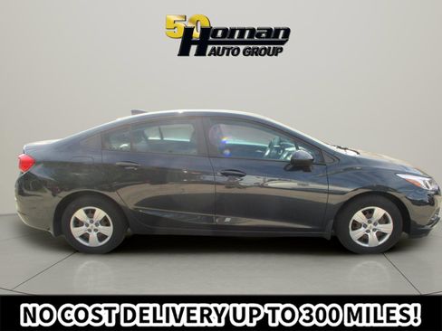 Used 2016 Chevrolet Cruze LS FWD image 6