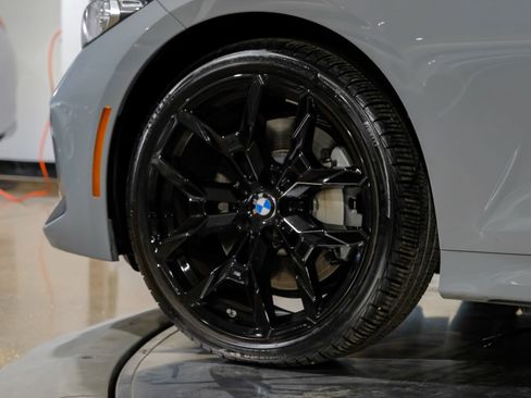 Used 2025 BMW 330i xDrive Sedan w/ M Sport Package AWD/4WD image 59