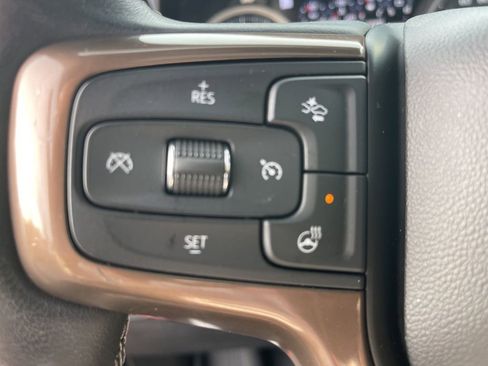 Used 2019 Chevrolet Silverado 1500 High Country w/ Technology Package image 27