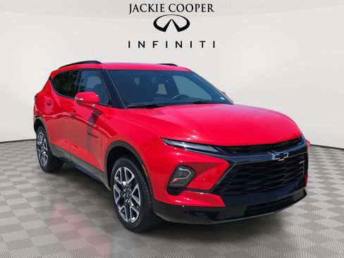 Used 2024 Chevrolet Blazer RS FWD image 3