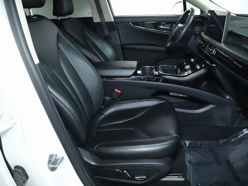 Certified 2023 Lincoln Nautilus AWD image 33