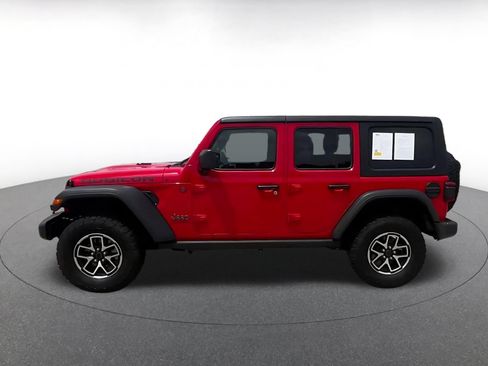 Used 2025 Jeep Wrangler Unlimited Rubicon AWD/4WD image 7