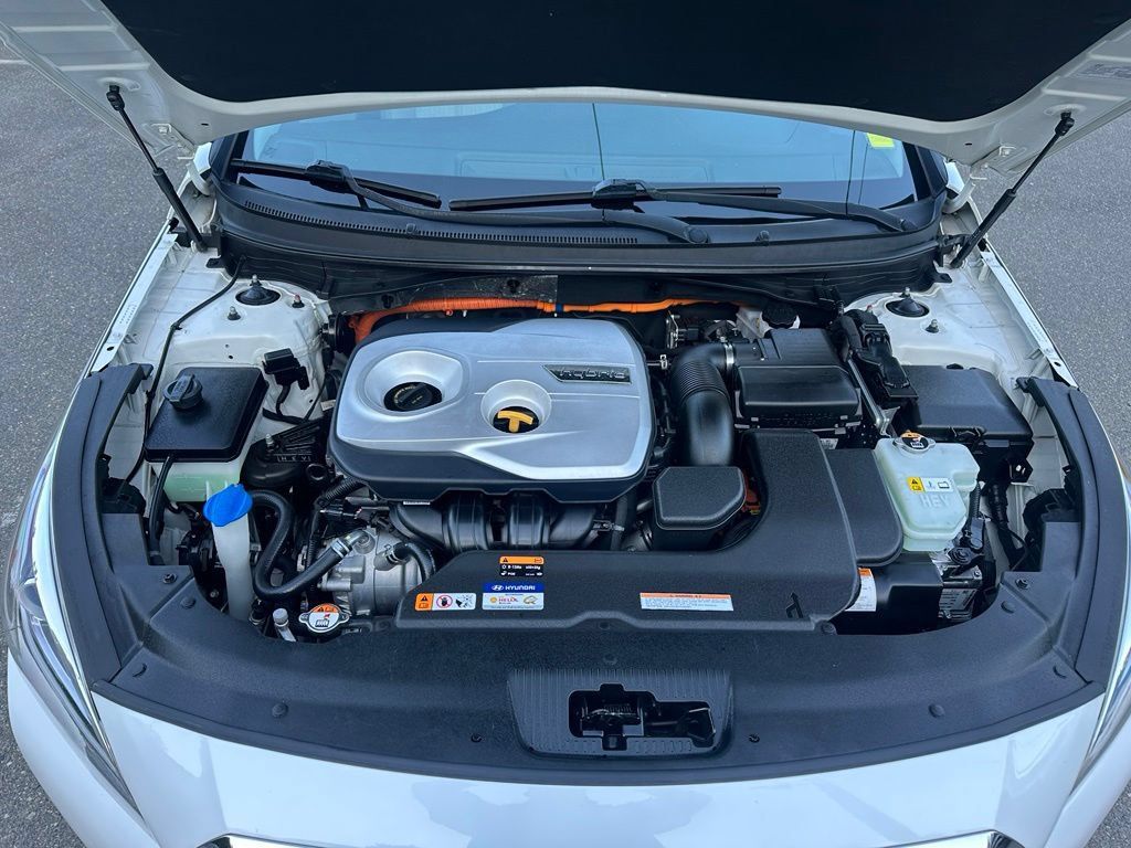 Used 2017 Hyundai Sonata SE FWD image 40