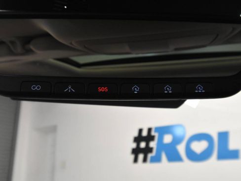 Used 2022 Genesis G70 2.0T w/ Prestige Package image 25