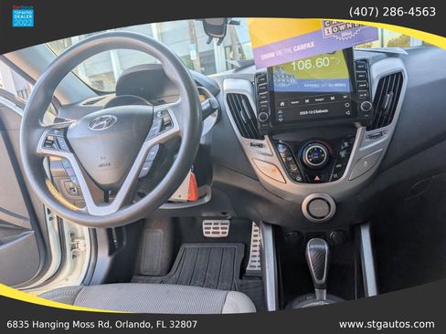 Used 2013 Hyundai Veloster w/ Style Pkg FWD image 15