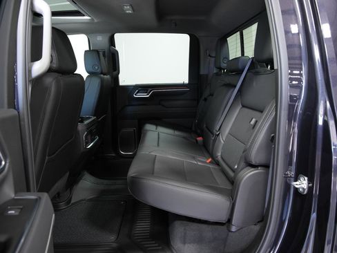 New 2025 GMC Sierra 2500 Denali w/ Denali Reserve Package image 22