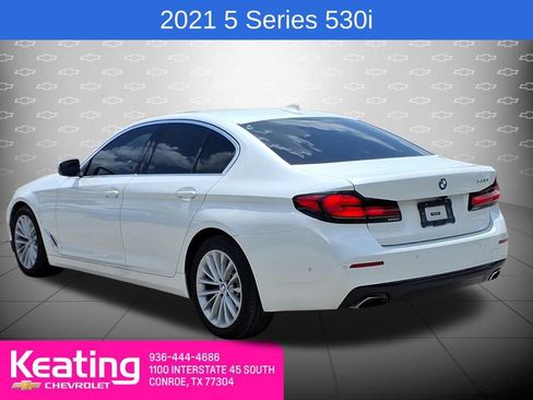 Used 2021 BMW 530i RWD image 2