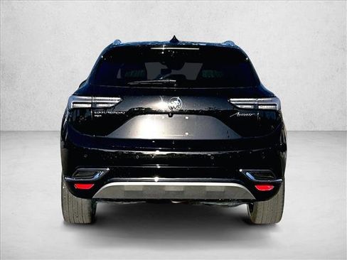 Used 2021 Buick Envision Avenir w/ Technology Package II image 4