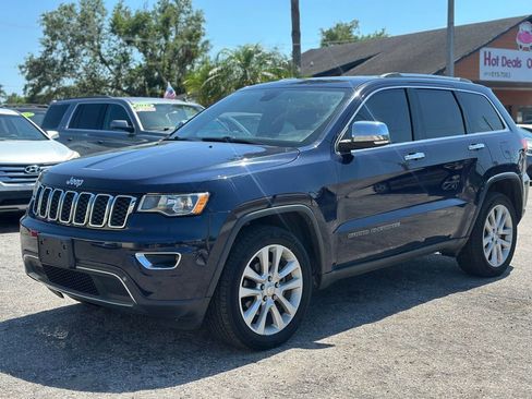 Used 2017 Jeep Grand Cherokee Limited w/ Trailer Tow Group IV image 2