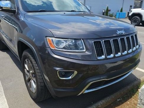 Used 2014 Jeep Grand Cherokee Limited w/ Trailer Tow Group IV AWD/4WD image 2
