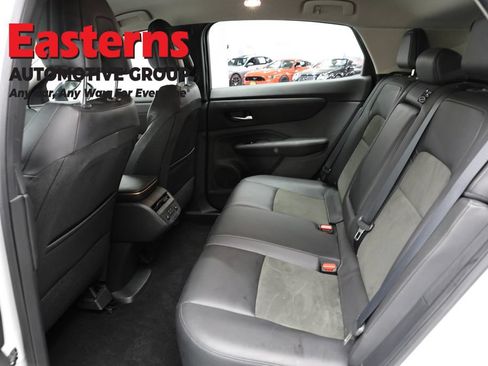 Used 2024 Nissan Ariya AWD image 22