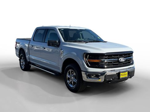 Certified 2025 Ford F150 XLT w/ Equipment Group 301A Standard AWD/4WD image 7