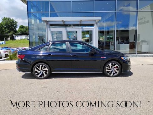 Used 2019 Volkswagen Jetta GLI Autobahn FWD image 2