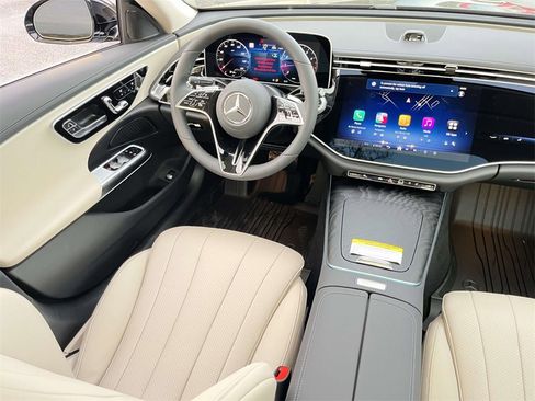New 2026 Mercedes-Benz E 350 4MATIC Sedan image 26