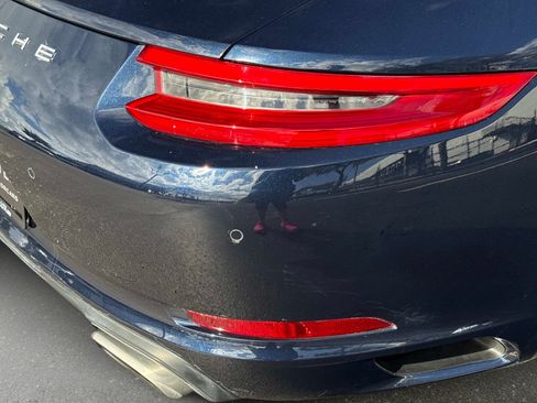 Used 2017 Porsche 911 Carrera 4 AWD/4WD image 18