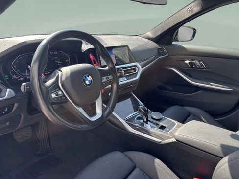 Used 2020 BMW 330i Sedan w/ Convenience Package image 16