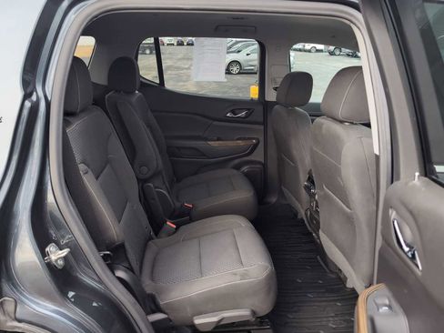 Used 2020 GMC Acadia SLE w/ Driver Convenience Package image 25