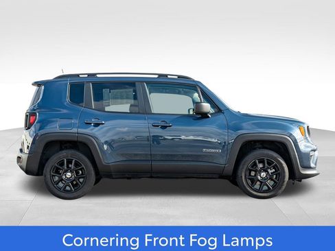 Used 2023 Jeep Renegade Latitude w/ Premium Group AWD/4WD image 8