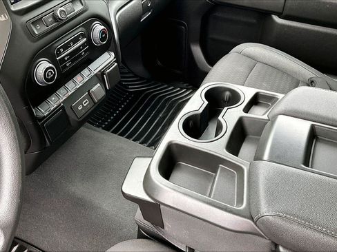 Used 2023 Chevrolet Silverado 1500 Custom AWD/4WD image 16