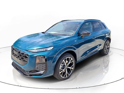 New 2026 Audi Q3 quattro 2.0T AWD/4WD image 2