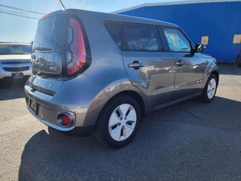 Used 2016 Kia Soul EV image 5