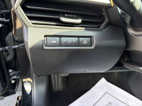 Used 2020 Nissan Altima 2.5 S FWD image 18