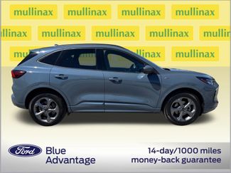 Used 2023 Ford Escape ST-Line Select w/ Tech Pack #2 video 2