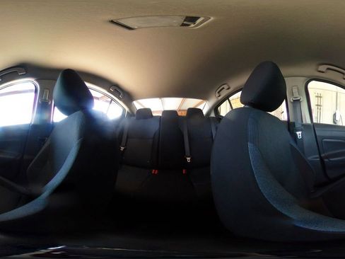 Used 2025 Nissan Versa SV FWD image 40