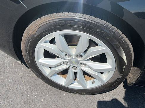 Used 2016 Chevrolet Impala LT w/ Leather Package FWD image 32