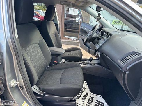 Used 2024 Mitsubishi Outlander Sport AWD image 12