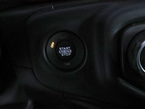 Used 2021 Jeep Gladiator Rubicon w/ Uconnect 4C Nav & Sound Group image 34