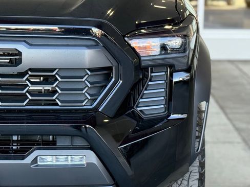 New 2025 Toyota Tacoma TRD Off-Road image 5