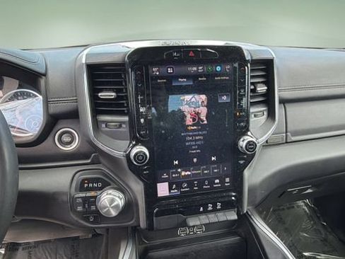 Used 2025 RAM 1500 Laramie AWD/4WD image 25