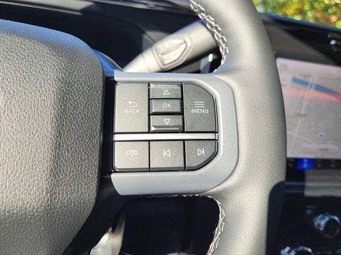 New 2026 Ford F350 Lariat w/ FX4 Off-Road Package image 21