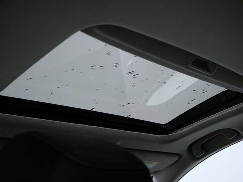 Used 2023 Honda Accord EX image 4