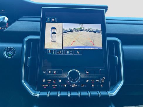 Used 2024 GMC Acadia Denali w/ Super Cruise Package FWD image 13