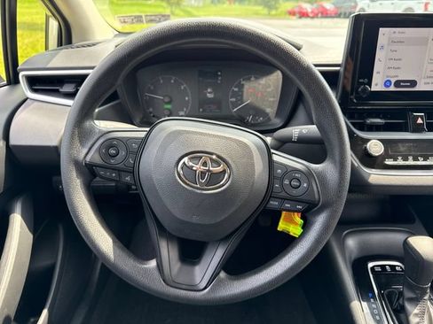 Certified 2023 Toyota Corolla LE AWD/4WD image 20