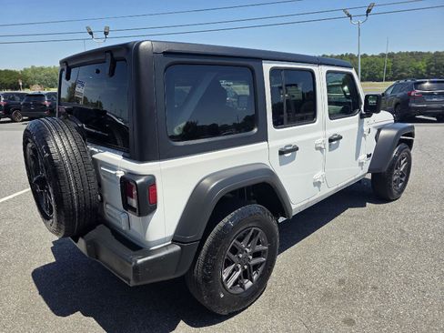 Used 2025 Jeep Wrangler Unlimited Sport AWD/4WD image 5
