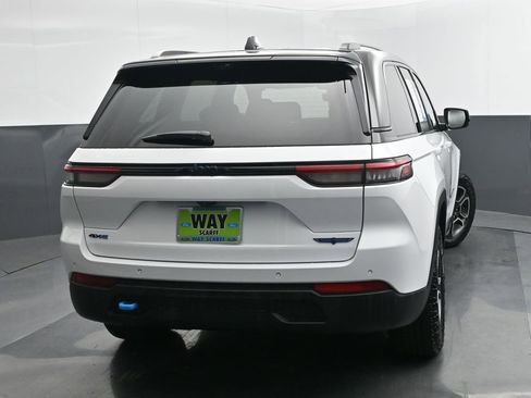 Used 2023 Jeep Grand Cherokee Trailhawk w/ Luxury Tech Group III image 5