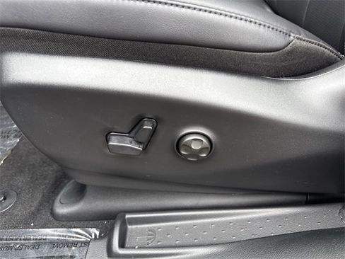 New 2026 Chrysler Pacifica Select image 14