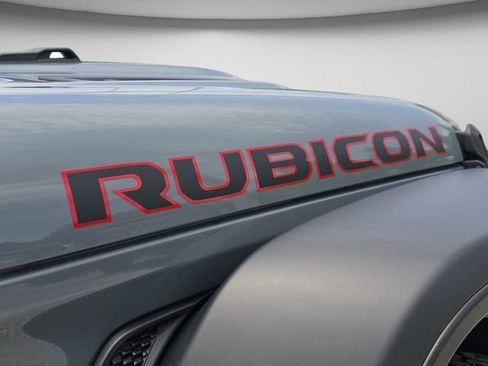 Used 2024 Jeep Wrangler Unlimited Rubicon AWD/4WD image 38