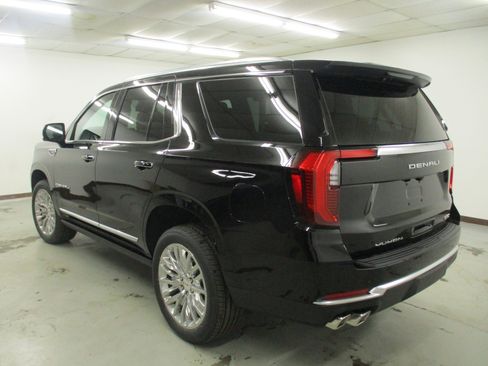 New 2026 GMC Yukon Denali w/ Sun & Power Step Package AWD/4WD image 14
