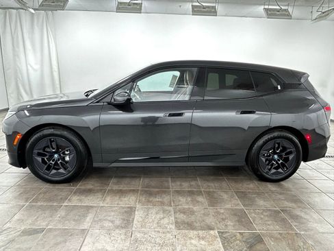 Used 2023 BMW iX xDrive50 w/ Premium Package AWD/4WD image 2