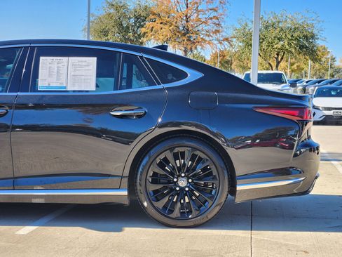 Used 2022 Lexus LS 500 image 10