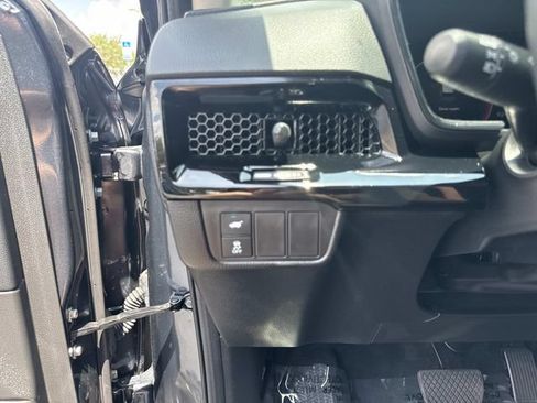 Certified 2024 Honda CR-V EX-L image 33