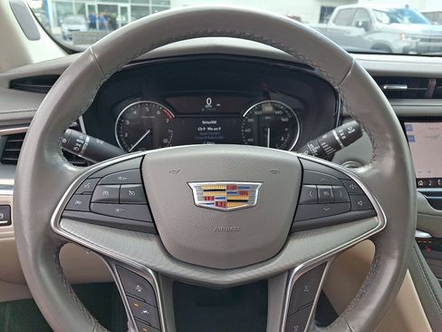 Certified 2023 Cadillac XT5 Premium Luxury FWD image 16