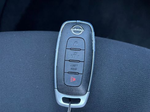 Used 2025 Nissan Sentra S image 21